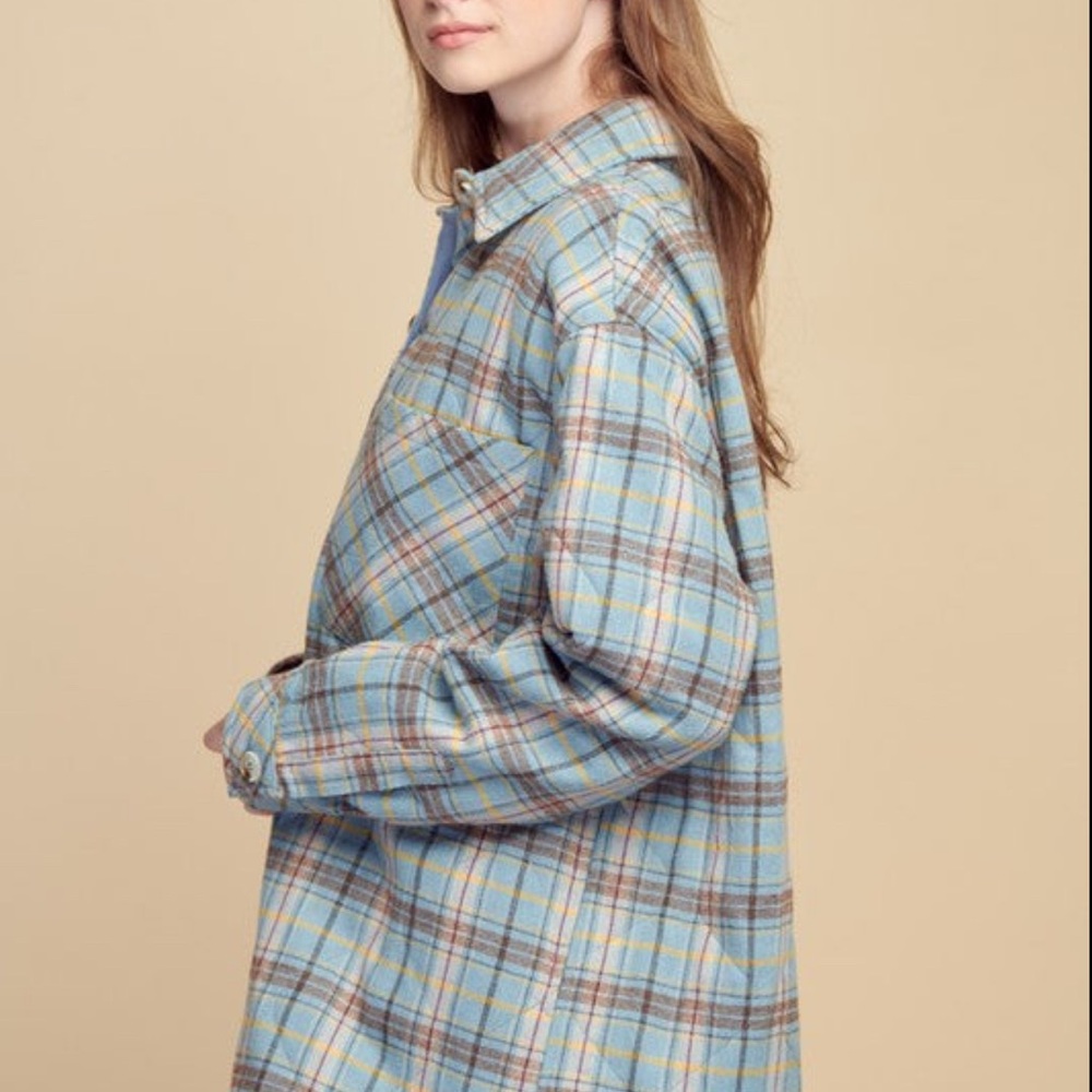 Casual Blue Plaid Button-Up Shirt